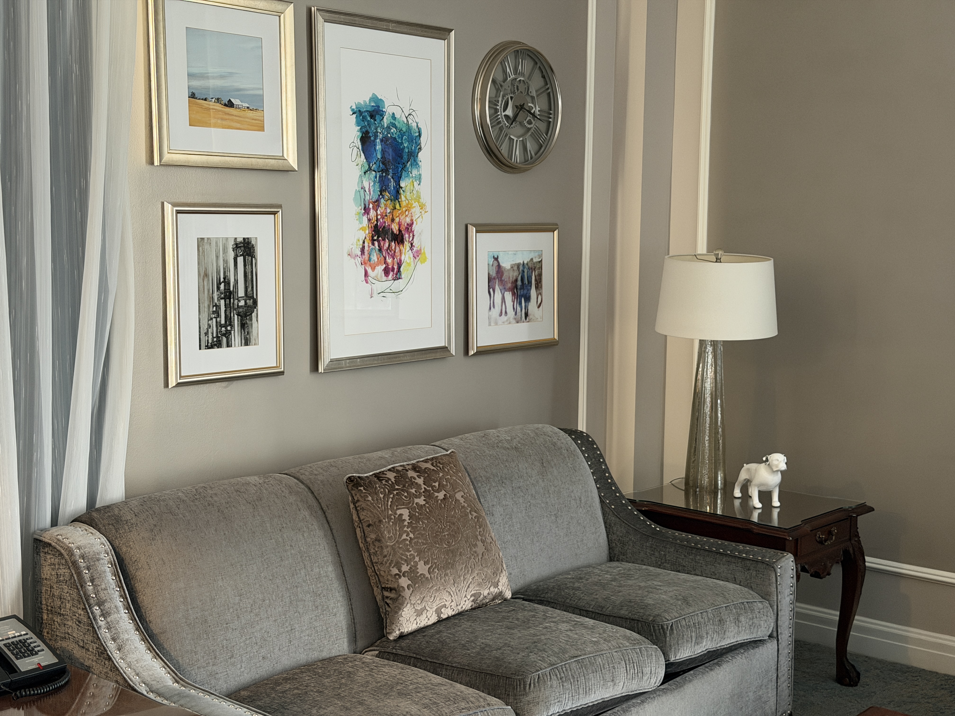 ����100������1927��·�������˹�����¾Ƶ�The Hotel SK��;��