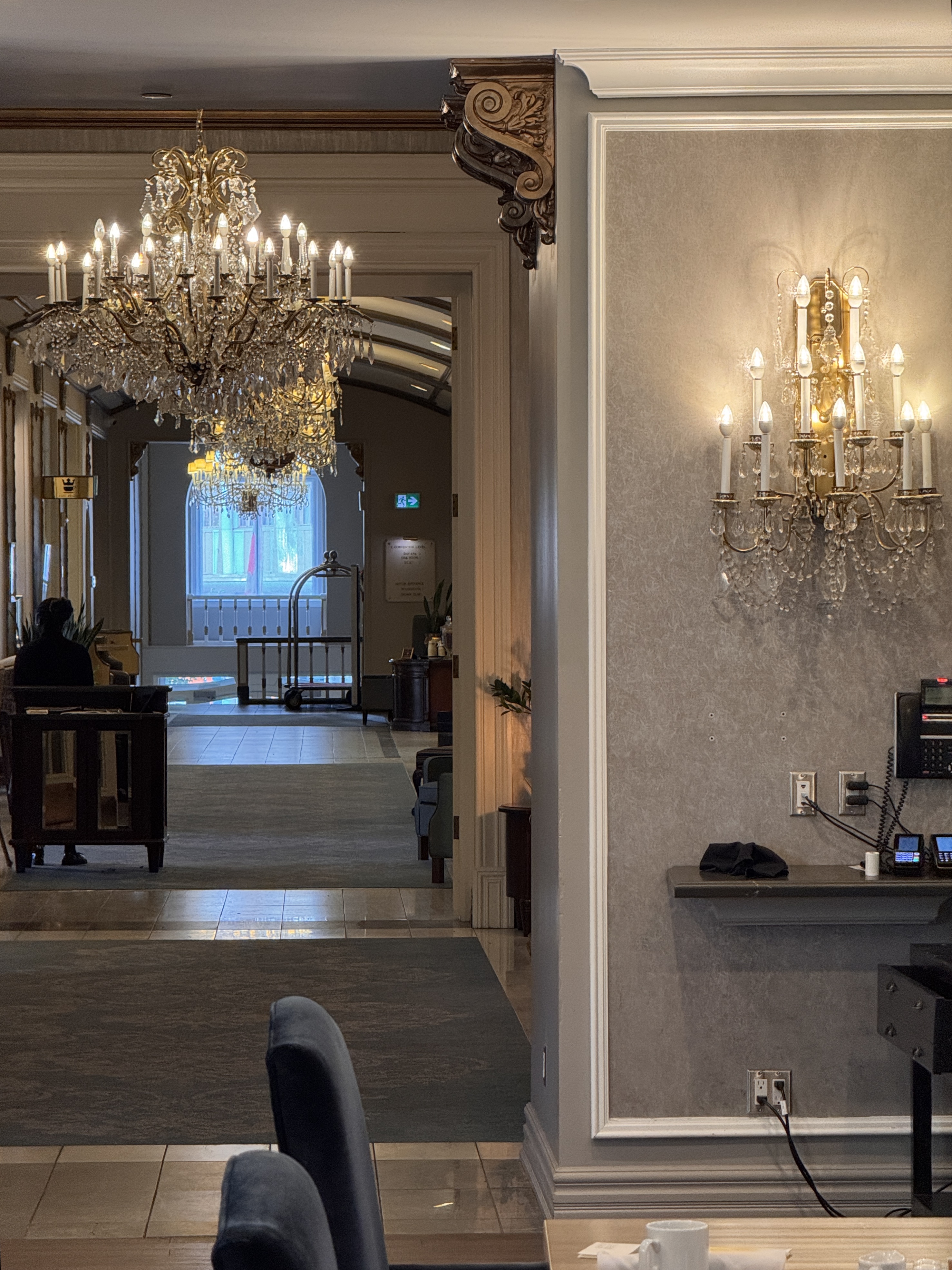 ����100������1927��·�������˹�����¾Ƶ�The Hotel SK��;��