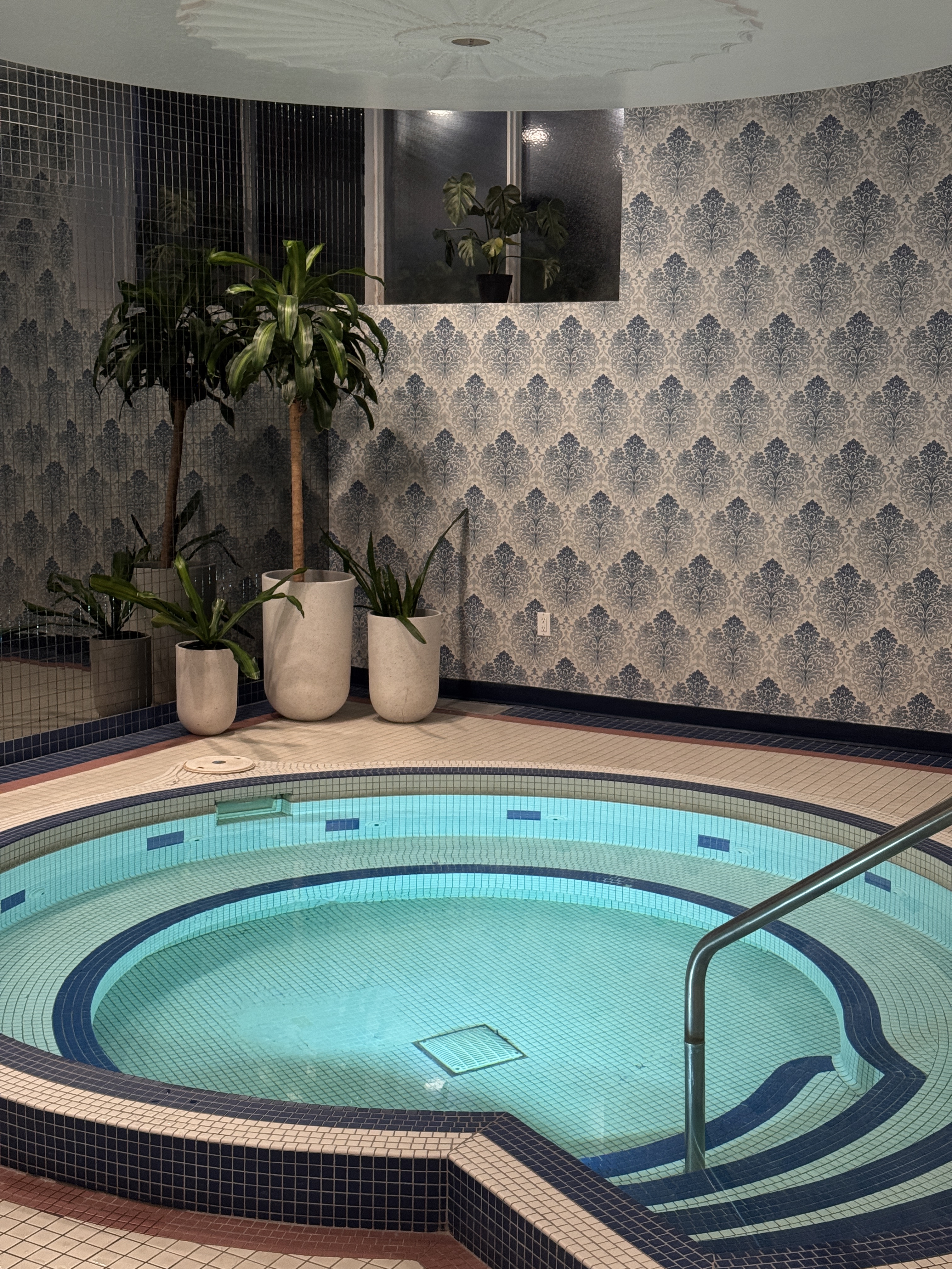����100������1927��·�������˹�����¾Ƶ�The Hotel SK��;��