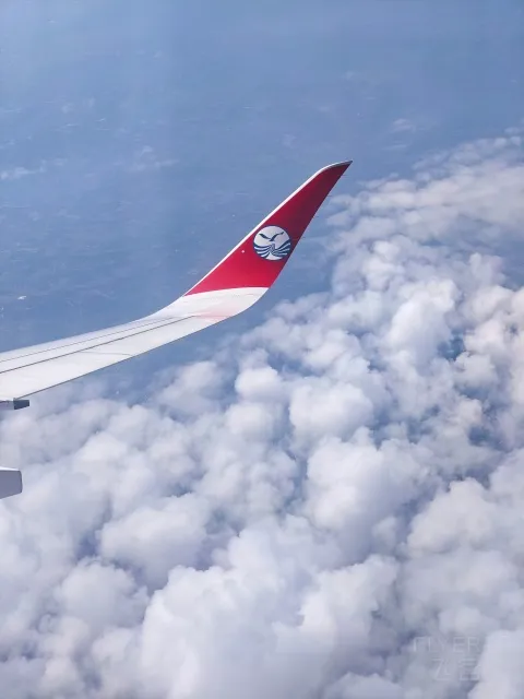 �����б��桿����3U6911�ɶ�˫�����Ͼ�»�ڣ�A350-941�»�������