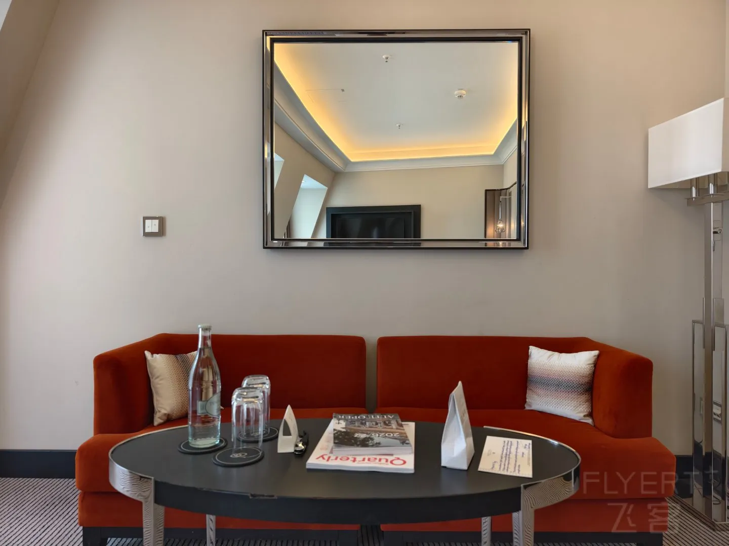 073750OrC8pEt0W8MtimKO.jpg