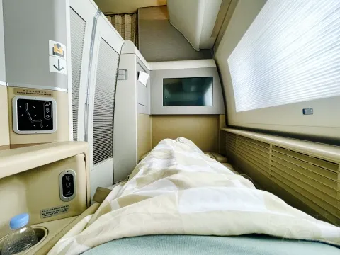 #17������#������������Boeing 77W��B-7881����First Class