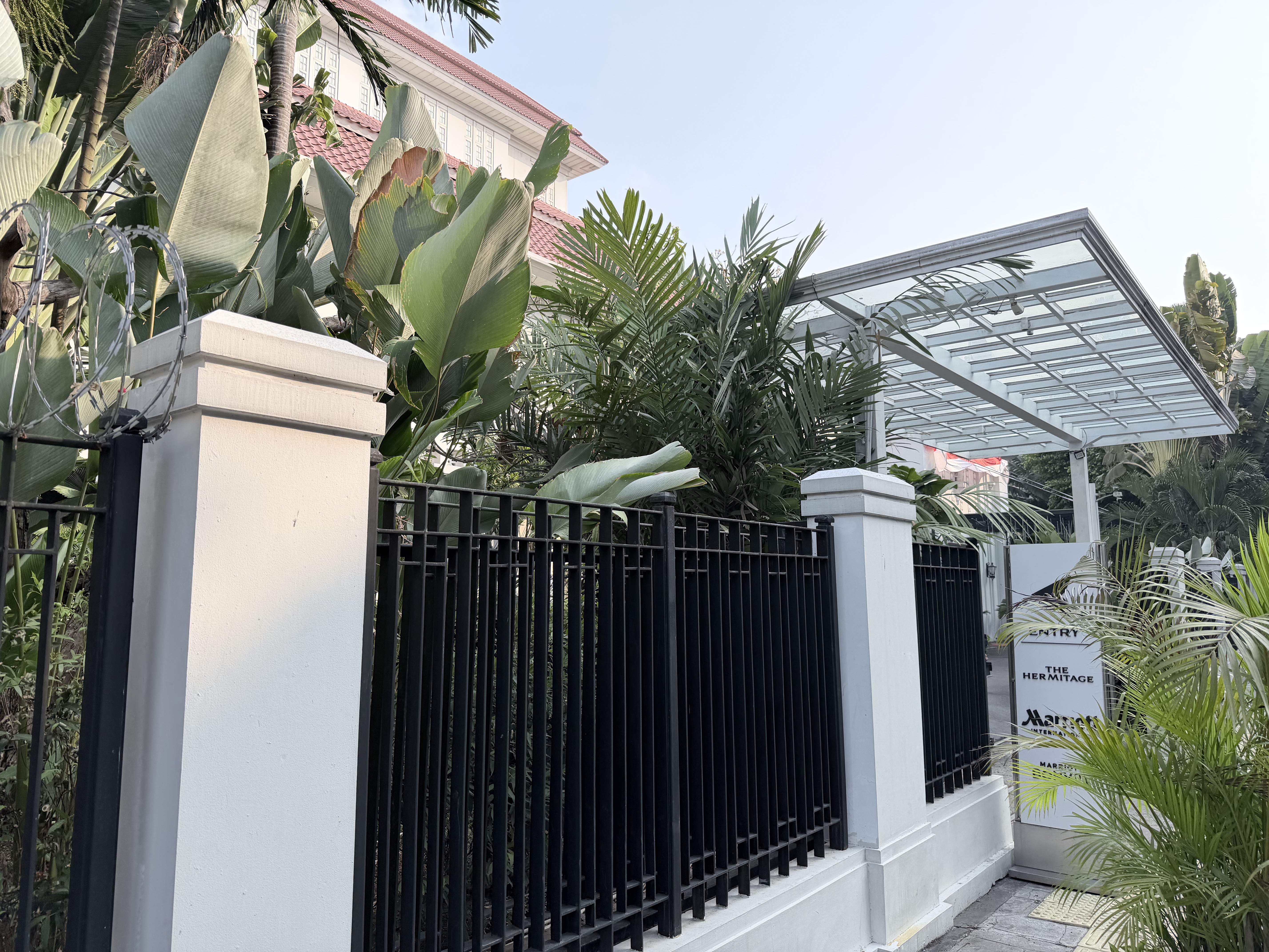 ��̽�żӴ�- Hermitage�Ƶ�������ס���۸���������������[by�Ϻ�Сҽ��]