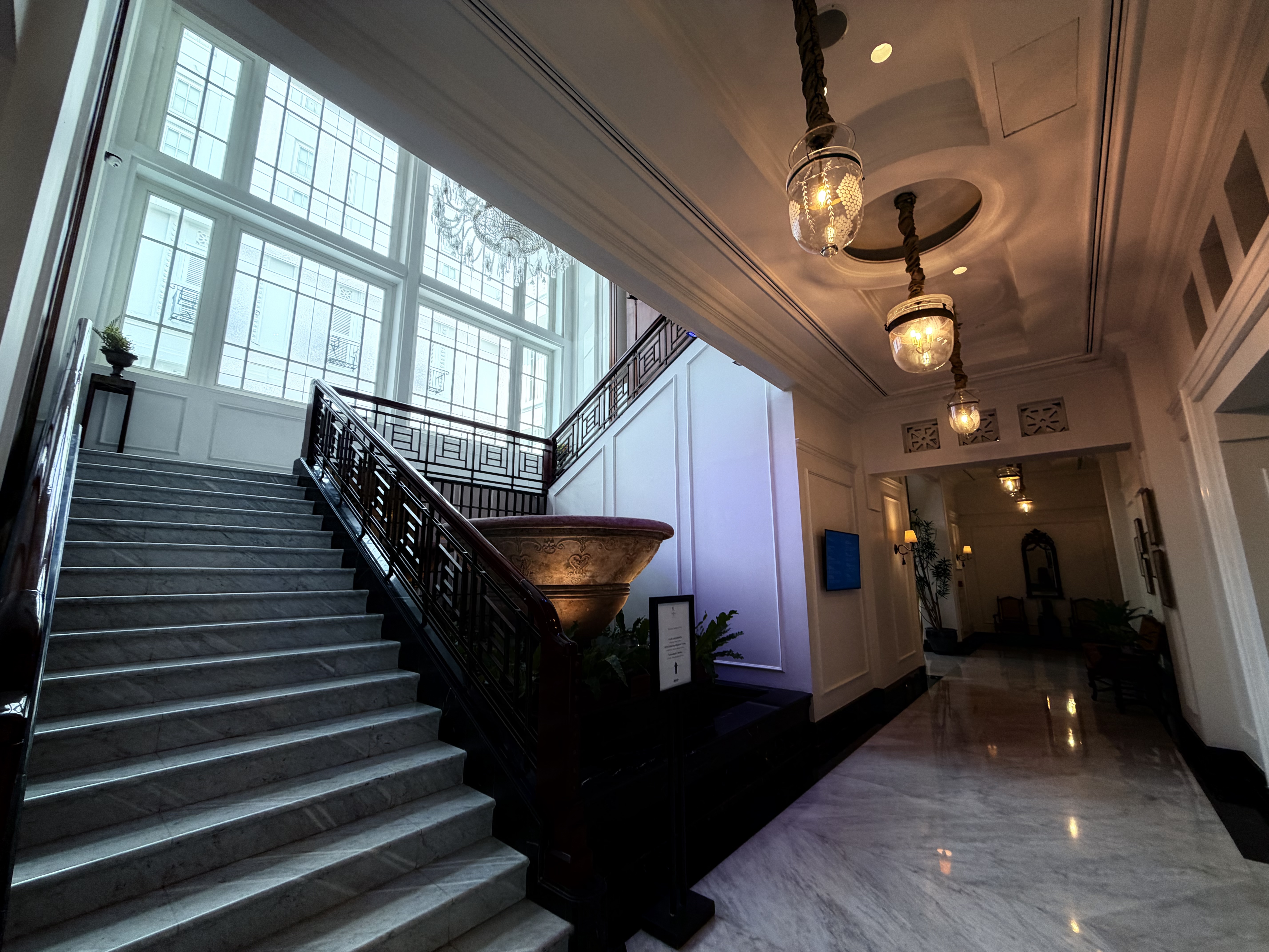 ��̽�żӴ�- Hermitage�Ƶ�������ס���۸���������������[by�Ϻ�Сҽ��]