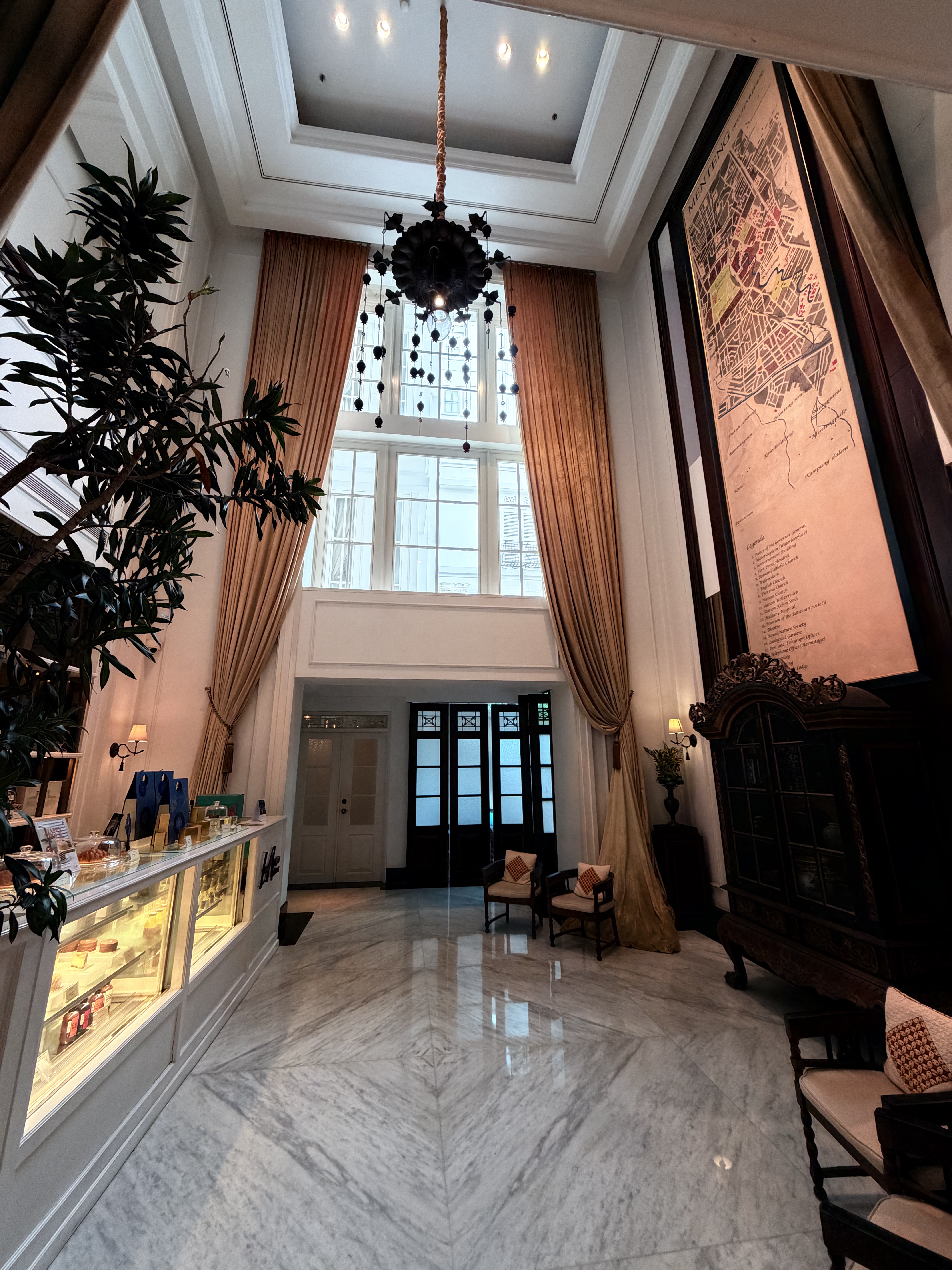 ��̽�żӴ�- Hermitage�Ƶ�������ס���۸���������������[by�Ϻ�Сҽ��]