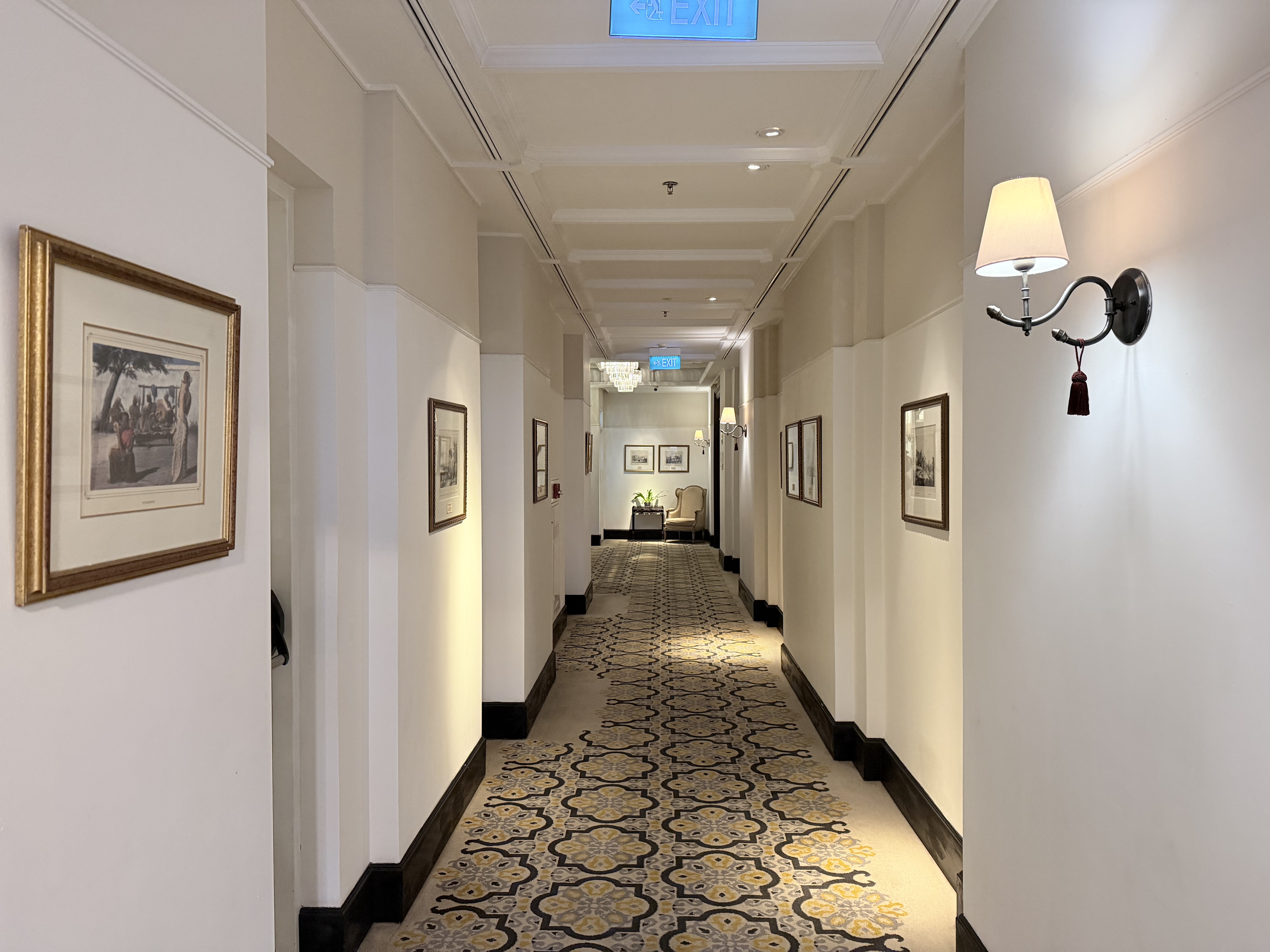 ��̽�żӴ�- Hermitage�Ƶ�������ס���۸���������������[by�Ϻ�Сҽ��]