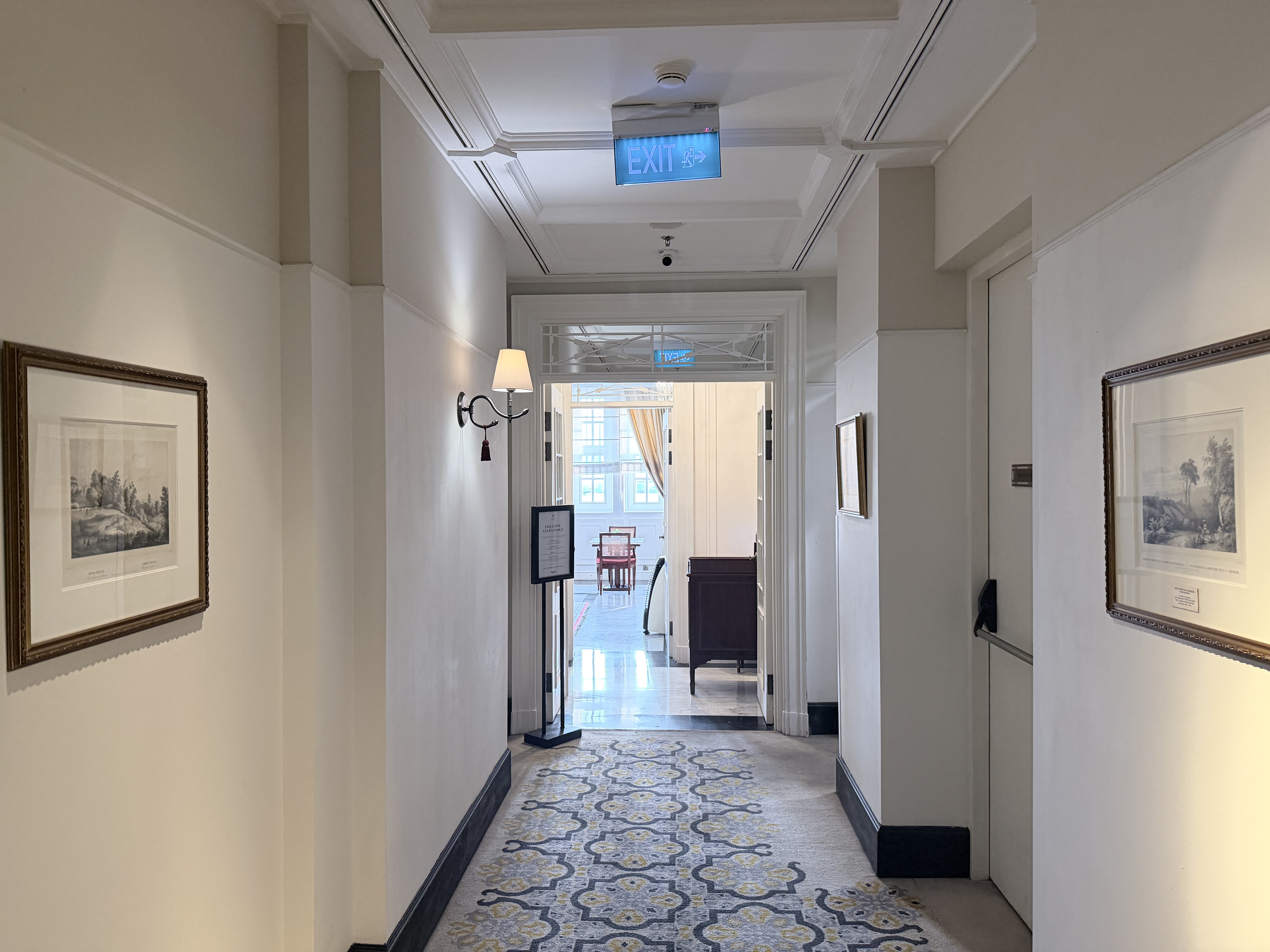 ��̽�żӴ�- Hermitage�Ƶ�������ס���۸���������������[by�Ϻ�Сҽ��]