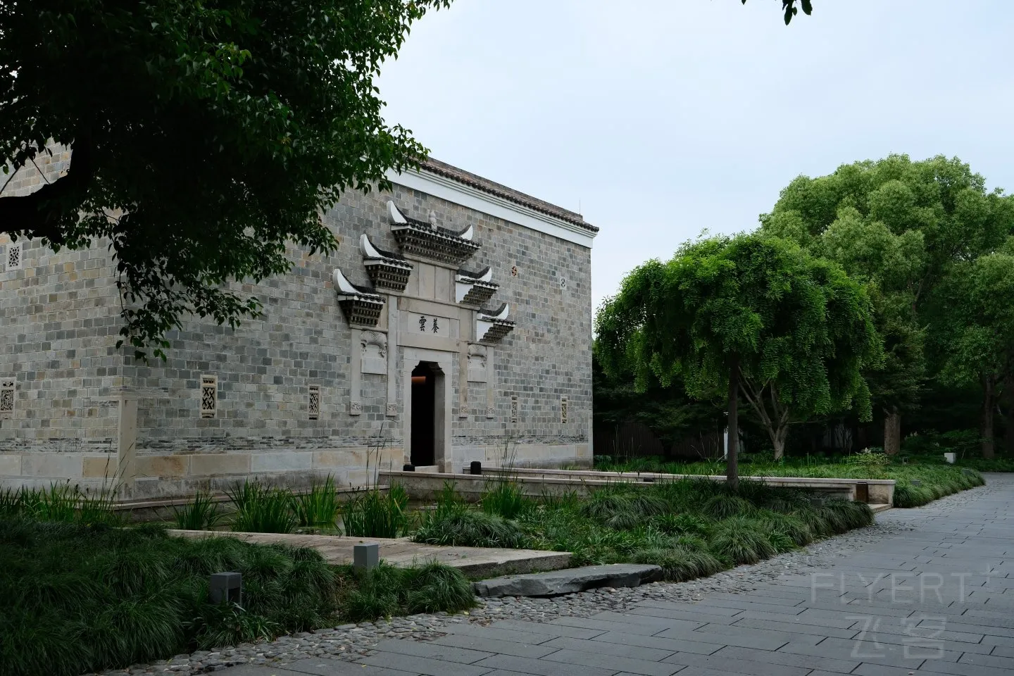 152440REPRJOYNLIKUNFPW.jpg