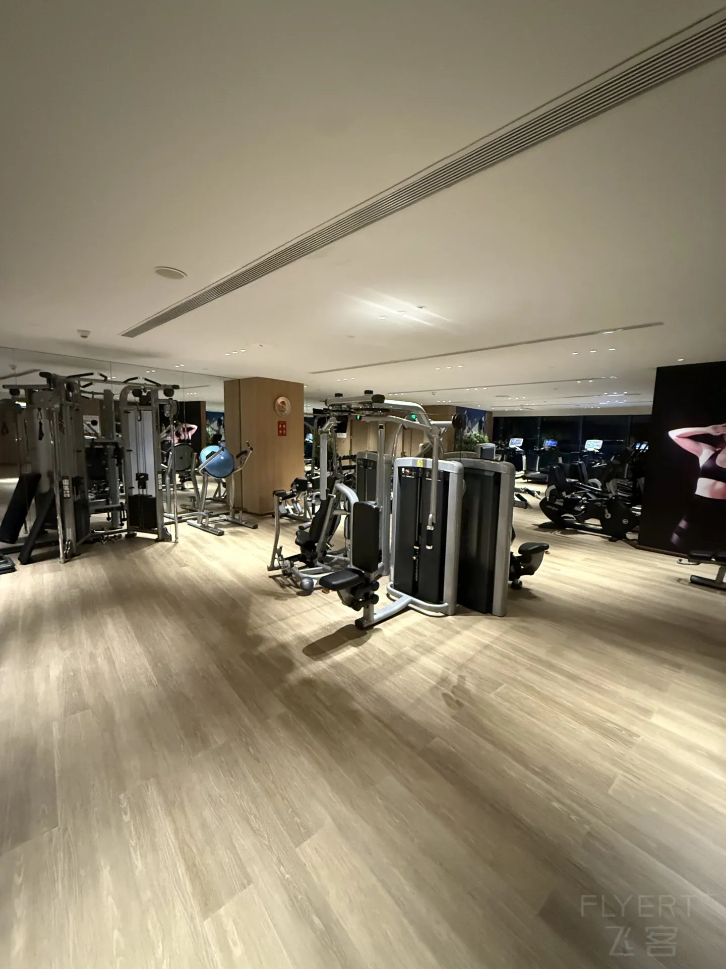 201108KREXLGIFTQIDFNSE.jpg 201108KREXLGIFTQIDFNSE.jpg