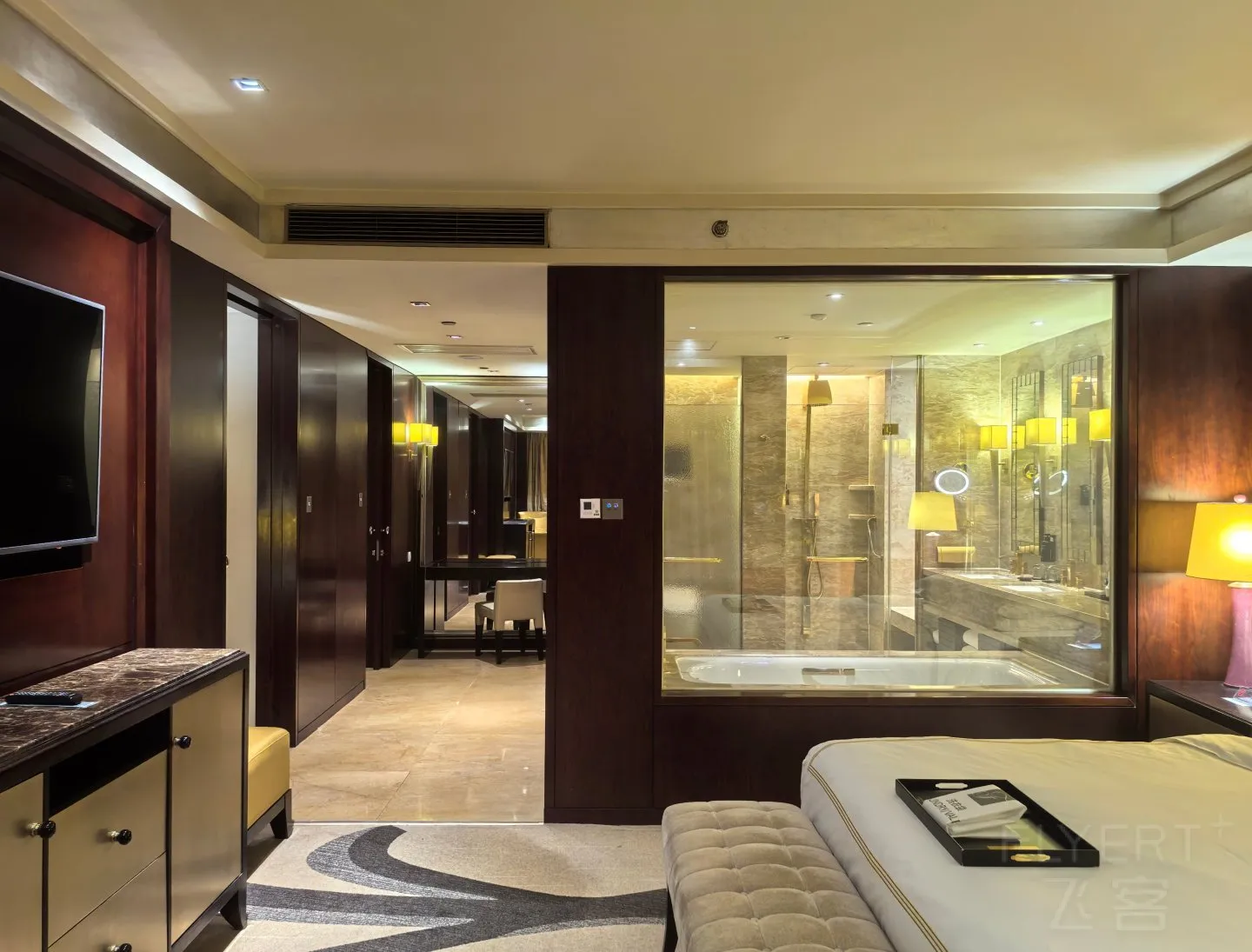 161447gCMEQtQ7zTo1Kabc.jpg