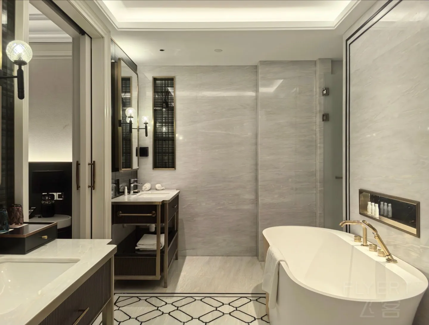 175830jTLh218yMtWN75VQ.jpg