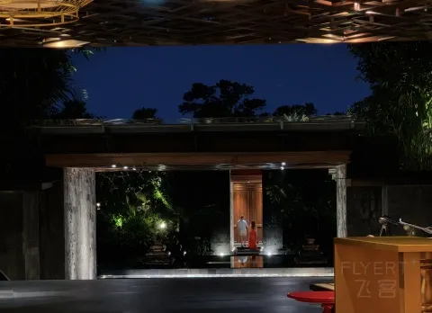 ���嵺 ��Hotel Indigo Seminyak Beach��һ�����ۣ�Ӣ�ϸ�Premier �׷�����