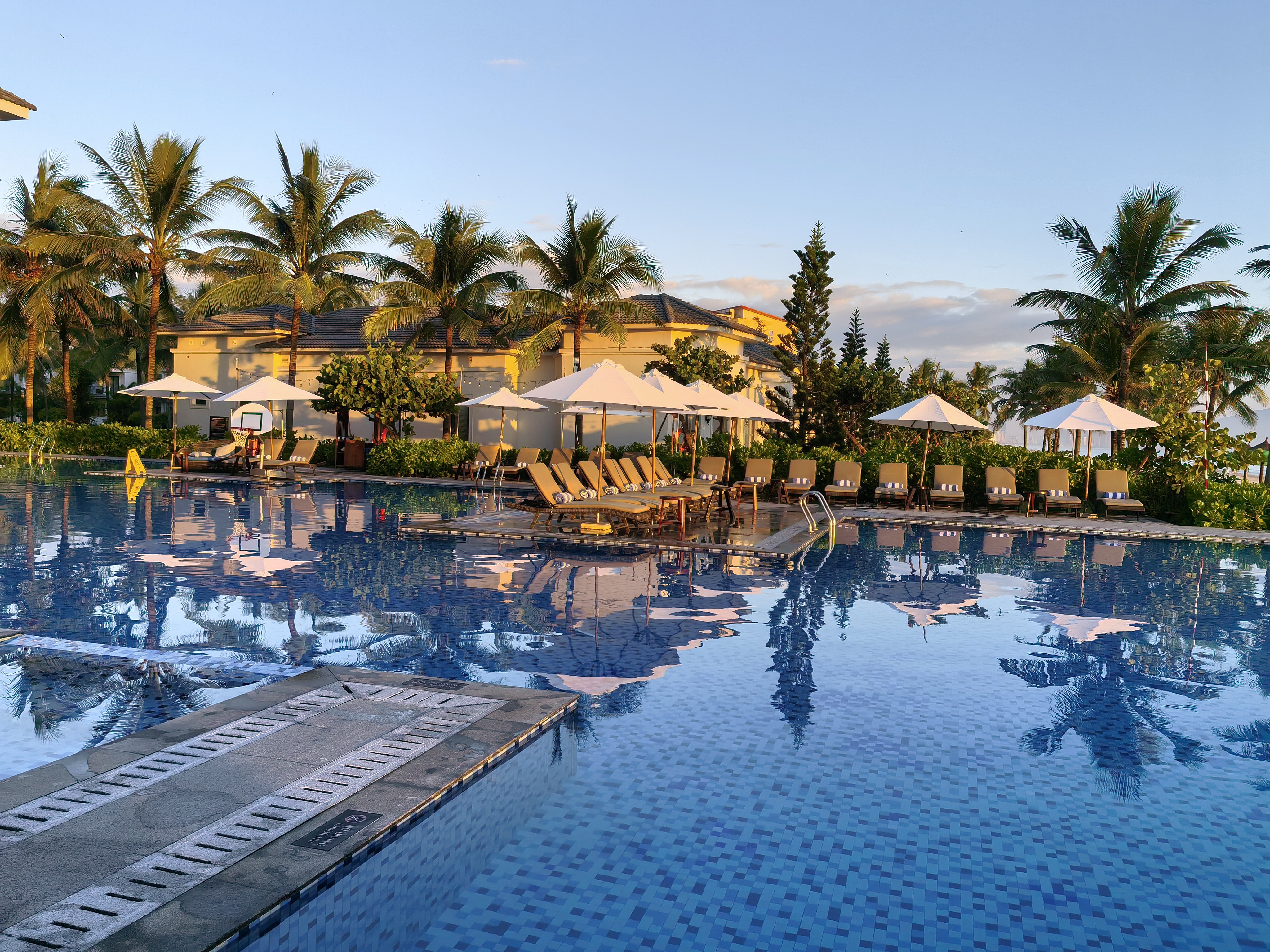 ��LH-26��Marriott Resort������˽�� �ؾ��ȼ٣�᭸����Non Nuoc Beach Villa�������