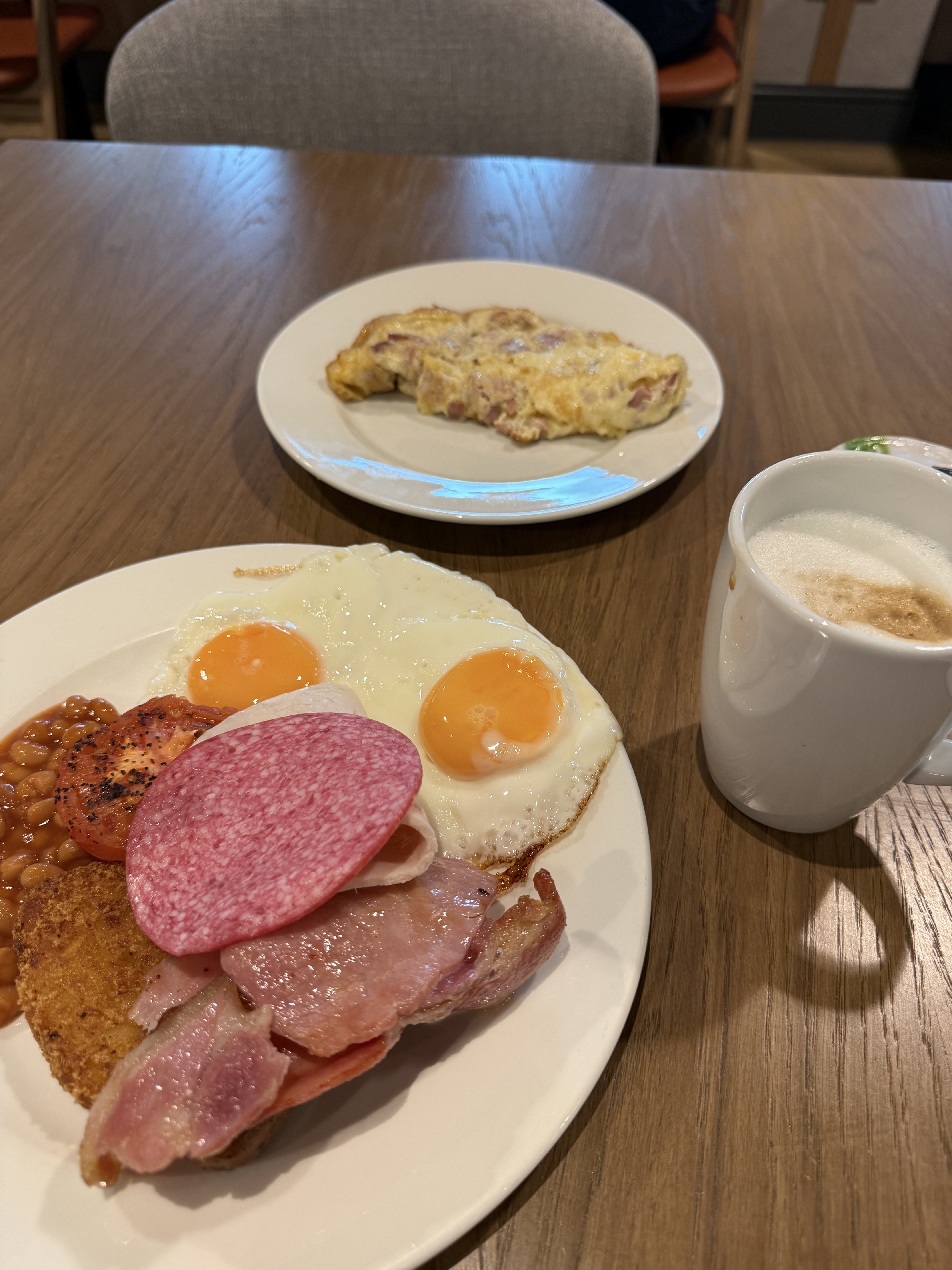 ����˹��Piccadilly����������׷�����