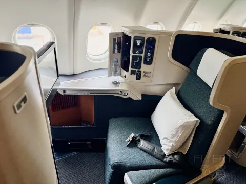��д2��ǰ�Ĵ���ƪ�£���̩���� CX629 ��۳��v��-��ˮף���� A330-300���������
